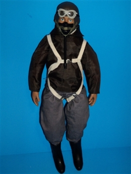 Preview: 1/4.5 russischer Pilot Preview: 1/4.5 russischer Pilot