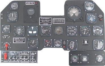 RMK 05-04 Republic P - 47 D Thunderbolt FERTIG
