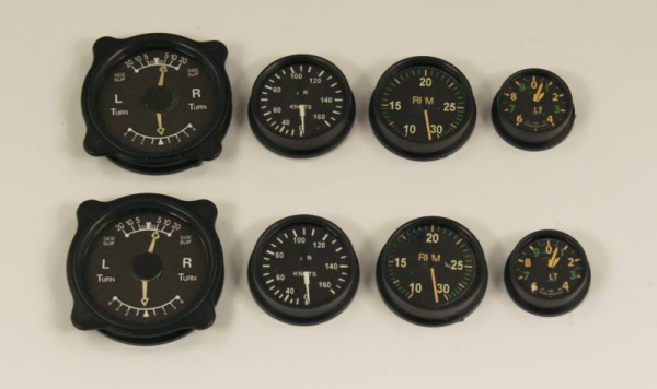 1/5 Cockpit Instrumente  D.H. Tiger Moth (2 sets)