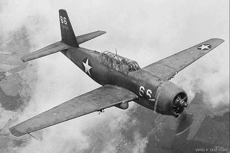 Vultee V-72 Vengeance 1/5.5 Jerry Bates 2641 mm - Holz-Bausatz, cnc lasercut